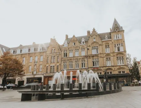 Hotel New Regina Отели рядом с достопримечательностью «Мененские ворота»