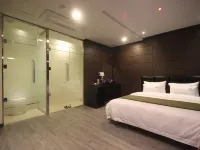โรงแรมไอเอ็ม โรงแรมในยางซาน-ชี