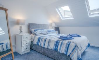 St Julians View - 1 Bedroom Apartment - Tenby