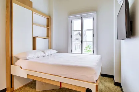 Hotel Atypiq