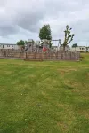 Stunning River View 2 Bedroom Caravan with Decking Hotels in Hunstanton