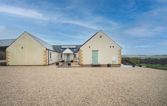 8 Person-Luxury-FamilyFriendly-PetFriendly-Hot Tub