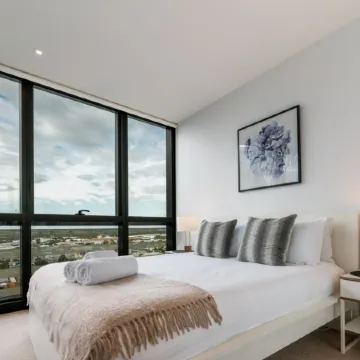 Melbourne Private Apartments - Collins Street Waterfront, Docklands