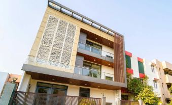 Treebo Premium Inn Luxury Stay