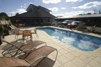 Best Western Bungil Creek Motel - Pools