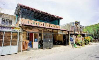 Hotel O Alhamra Guest House Near Mesjid Raya Al- Mashun