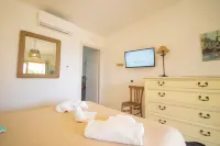 Hotel Essenza di Mirto Hotels in La Caletta