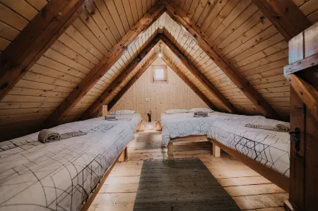 Koča Ojstrica - Velika Planina Отели в г. Камник
