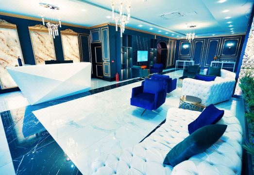 콘티넨트 럭셔리 스위트 사카리야