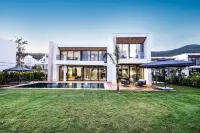 The Norm Collection Door'a Bodrum