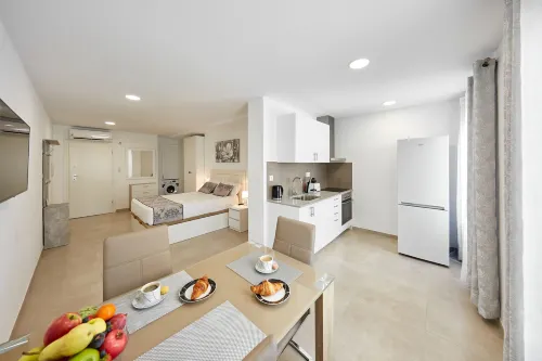Sonrisa Deluxe Apartments, Levante - 廚房