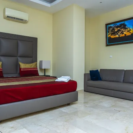 Bachou Gallery Suites