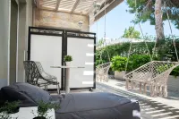 Alekos Luxury Suites Free 24h Transportation from - to Airport