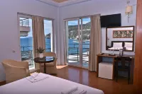 Grand Hotel Loutraki فنادق في لوتراكي
