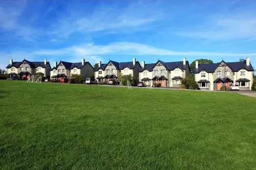 Ardmullen Walnut 3 Bedroom