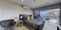 Te Kaha Beach Hotel Hôtels à : Te Kaha