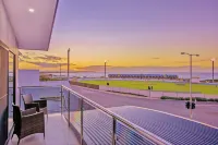 Burnie by the Bay Apartments - 4-Star