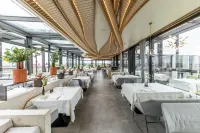 Quellenhof Luxury Resort Lazise Hotels in Lazise