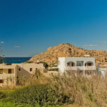 Montemar Studios & Apartments