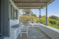Niriides Resort Hotels in Selinitsa