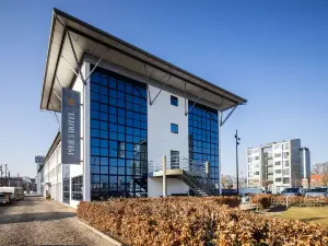 เพียร์ 5 ดีไซน์โฮเทล