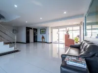 Taweesuk Residence Hotel di Samut Sakhon