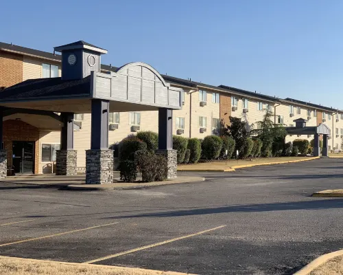 Brentwood Inn Clinton Hotels in Custer County
