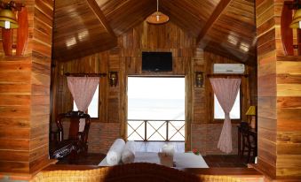 Vinh Suong Seaside