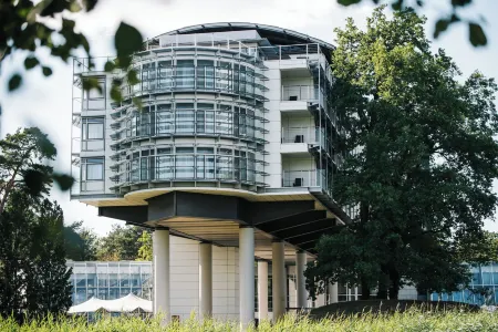 Kongresshotel Potsdam am Templiner See Отели в г. Борквальде