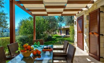 Spilia Village Hotel & Villas