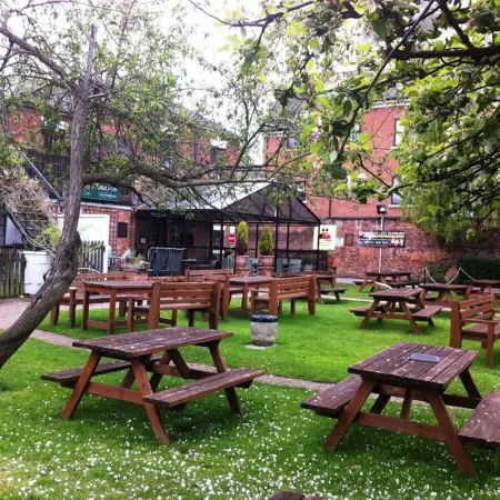 Georgian House Hotel