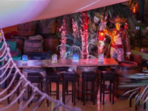 Hôtel du Parc - Pirates Hotels in Poitou-Charentes