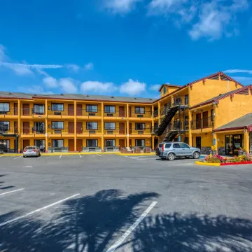 Quality Inn Salinas Отели в г. Салинас