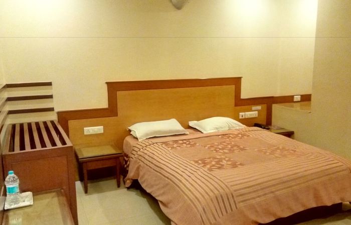 Hotel Kohinoor Square