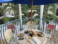 Sunset Vistas Two Bedroom Beachfront Suites - breakfast