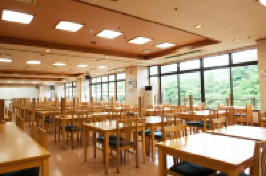 โรงแรมนิว โอรุริ