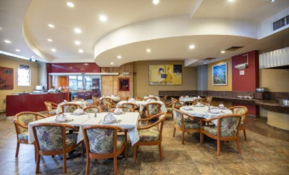 Hotel Mandarin Carton