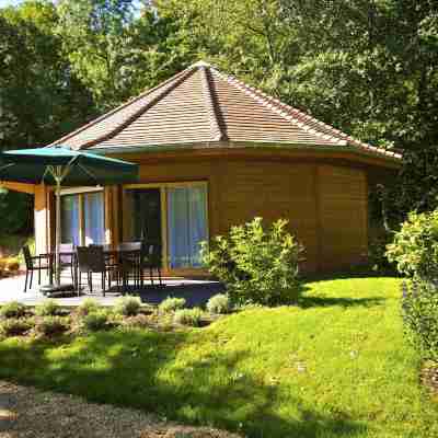 Château de Challanges Hotel Exterior