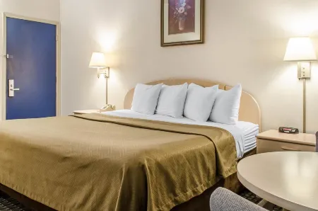 Rodeway Inn State College - Near University