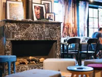 Mob Hotel Paris les Puces - bar