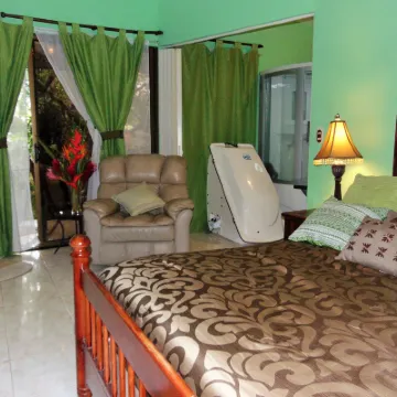 Casa Lima B&B Hotels near Jardines de Rohrmoser Park