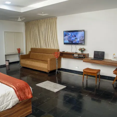Amaravathi Hotel