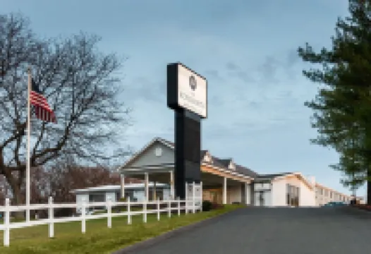 The Kenilworth Hotel - Airport West Отели в г. 