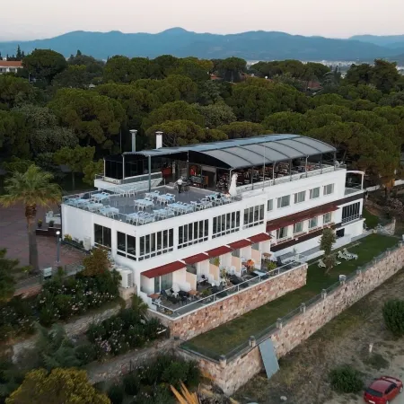 Karakas Hotel