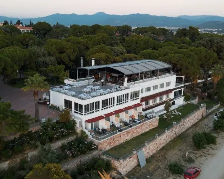 Karakas Hotel Hotels in Burhaniye