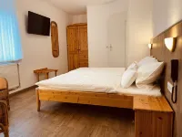 Hotel Orthwein -kostenfreie Parkplätze- Hotels in Marburg