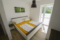 BC Eleven - Mit Zentralheizung Hotels in Zengg
