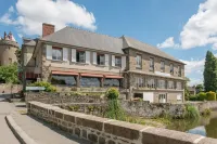 Hôtel Restaurant du Lac Hotels in Les Iffs