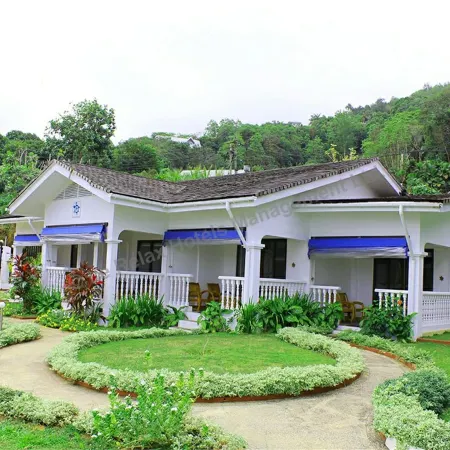 Le Relax Hotel and Restaurant