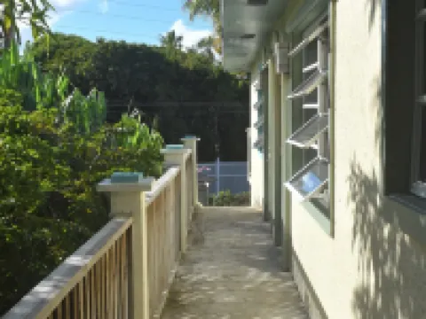 The Sugar Apple Lodging Hotels in Dunmore Town